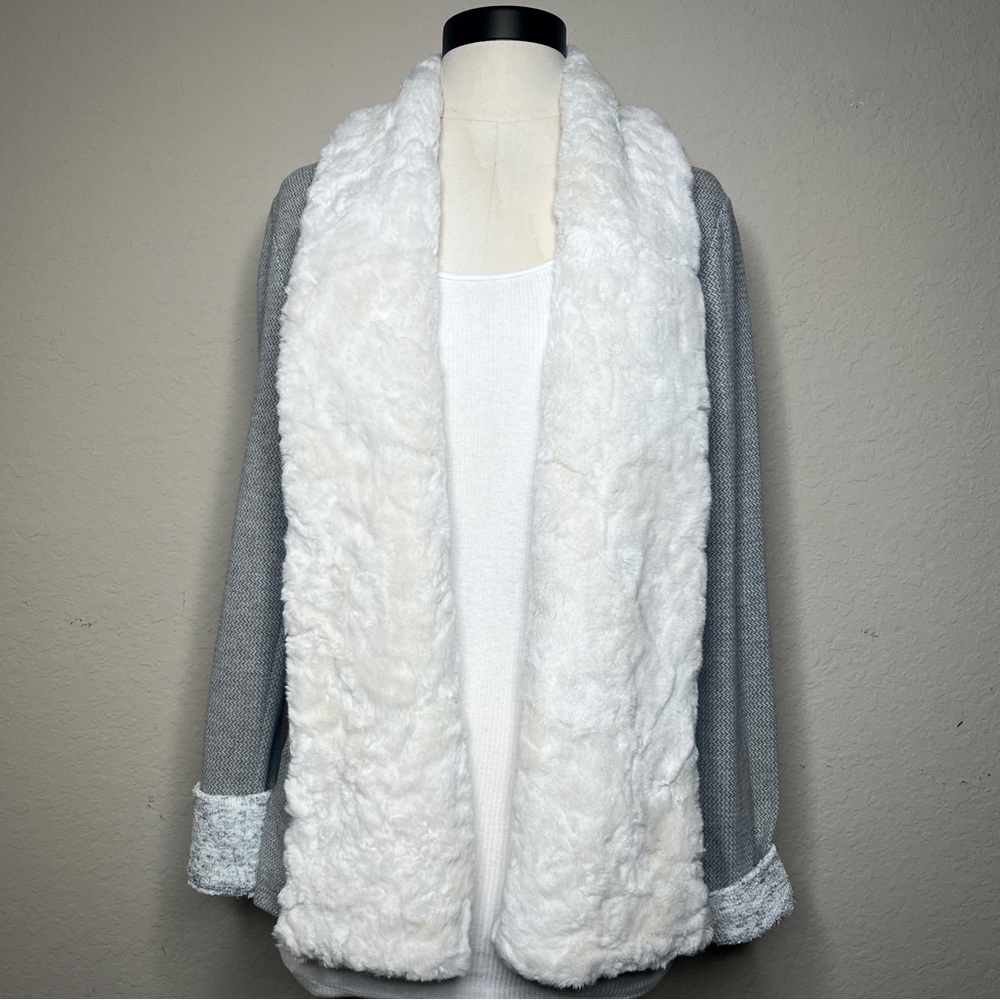 Anthropologie Saturday Sunday Faux Fur Jacket Size S Ambrose Grey Sweater Boho
